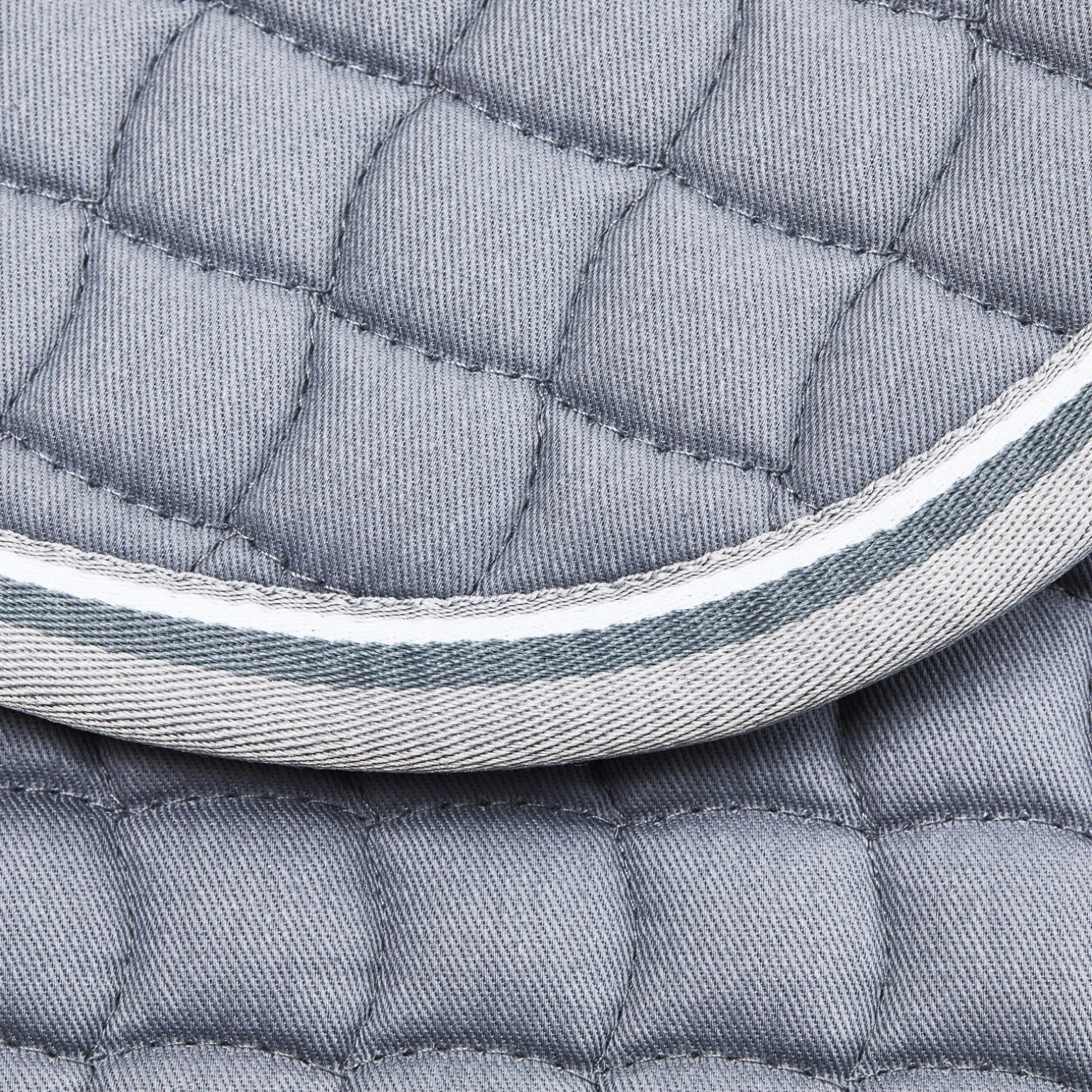 Adepto Dressurschabracke