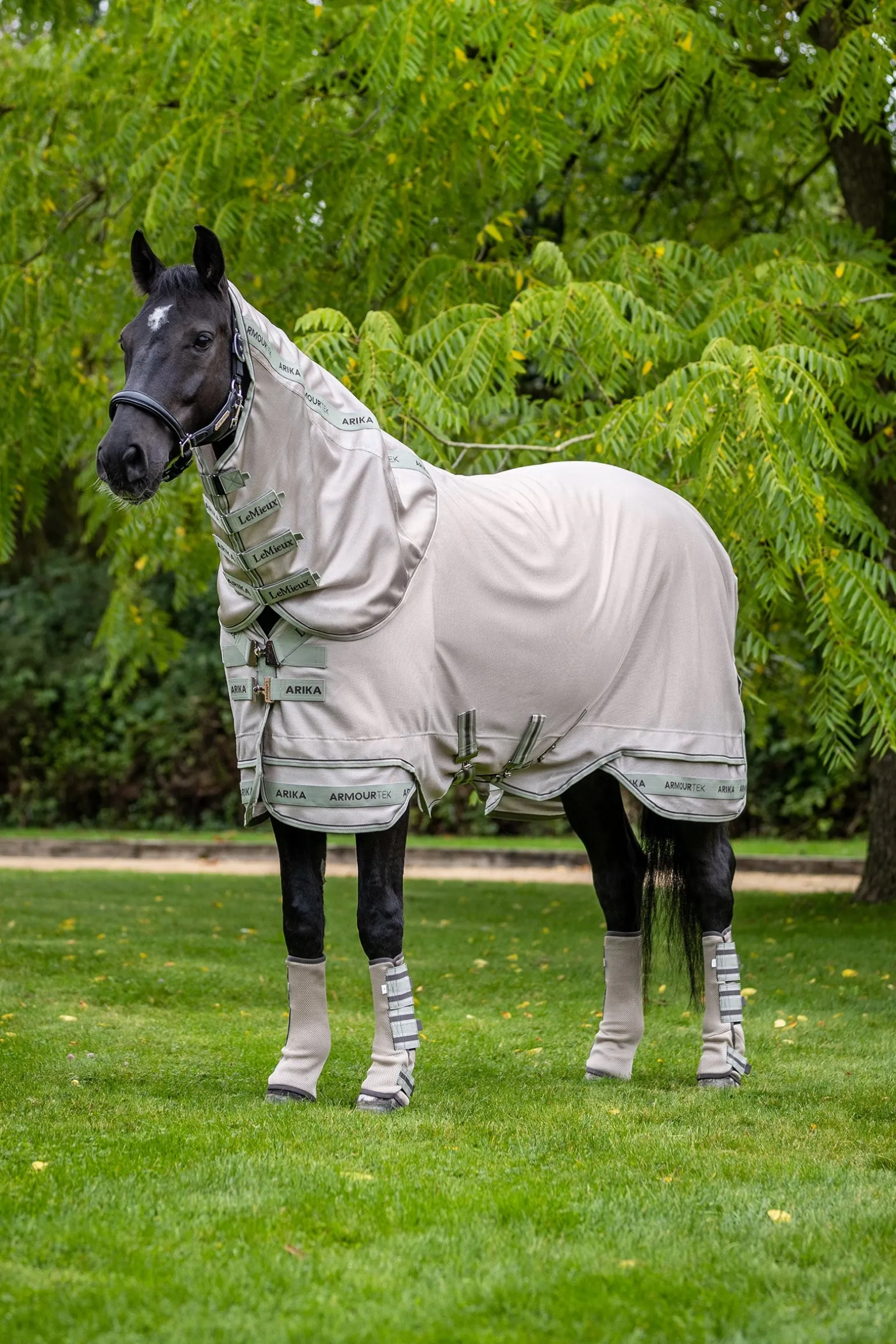 Arika Armour-Tek Fliegendecke mit abnehmbarem Halsteil