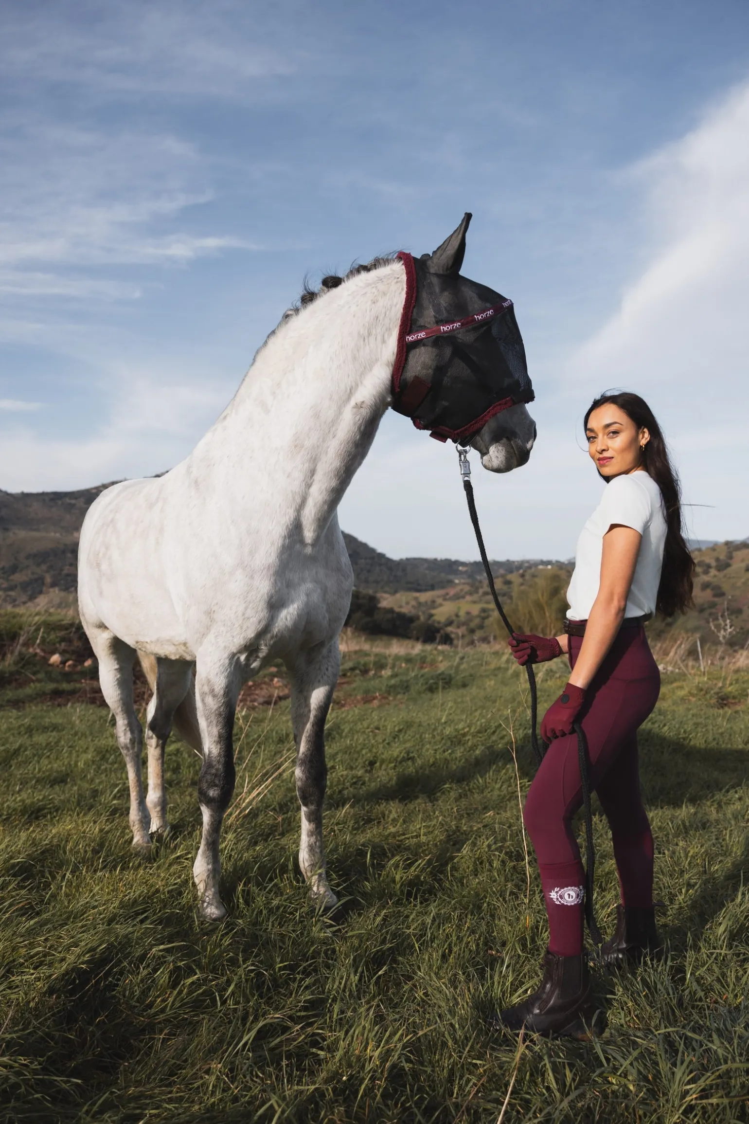 ausgestellte Fliegenmaske