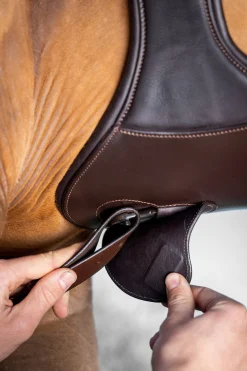 Gel-Tek anatomischer Stollengurt mit Magnet