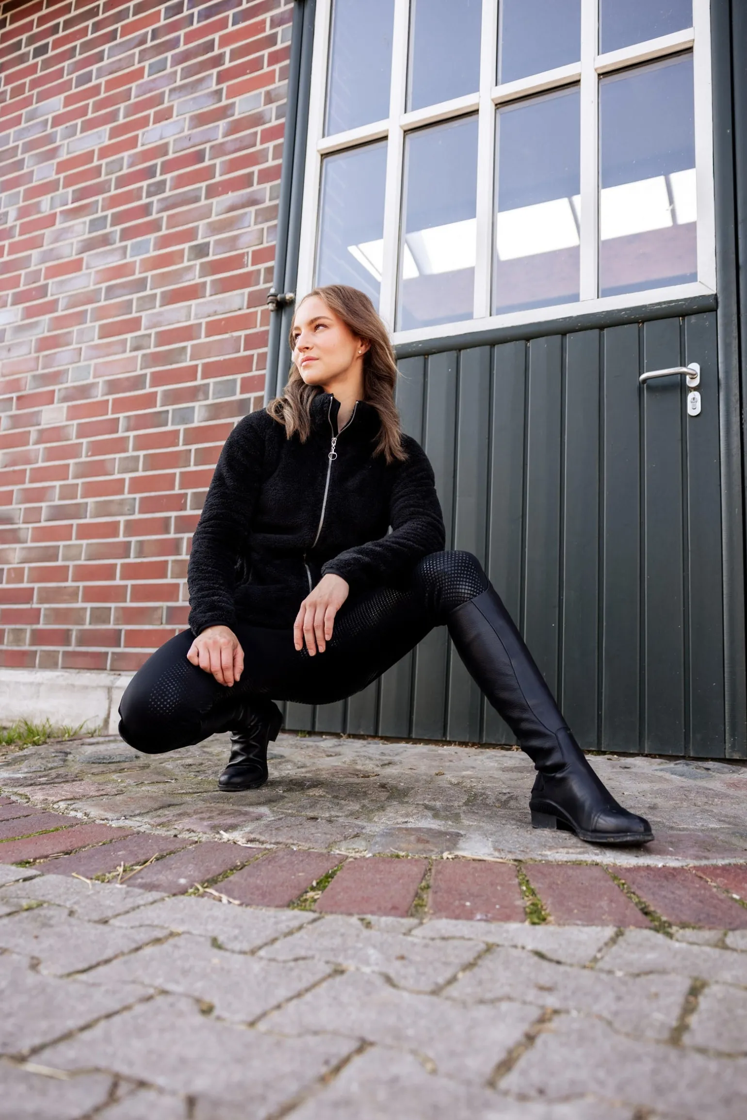 Grand Prix Damen Winterreithose aus Softshellmaterial mit Vollbesatz und Silikon Grip