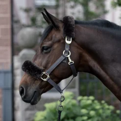 Laurier Halfter mit Lammfell