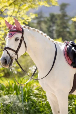 Loire Satin Fliegenhaube