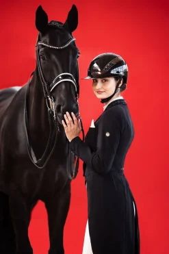 Pikeur AirLuxe Chrome Long Visor Reithelm