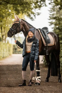 Quinn Dressurschabracke