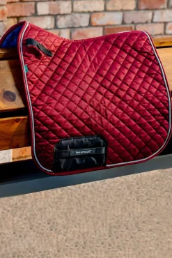 Signature Dressurschabracke