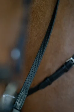 Soft Rubber Zügel mit Punkten