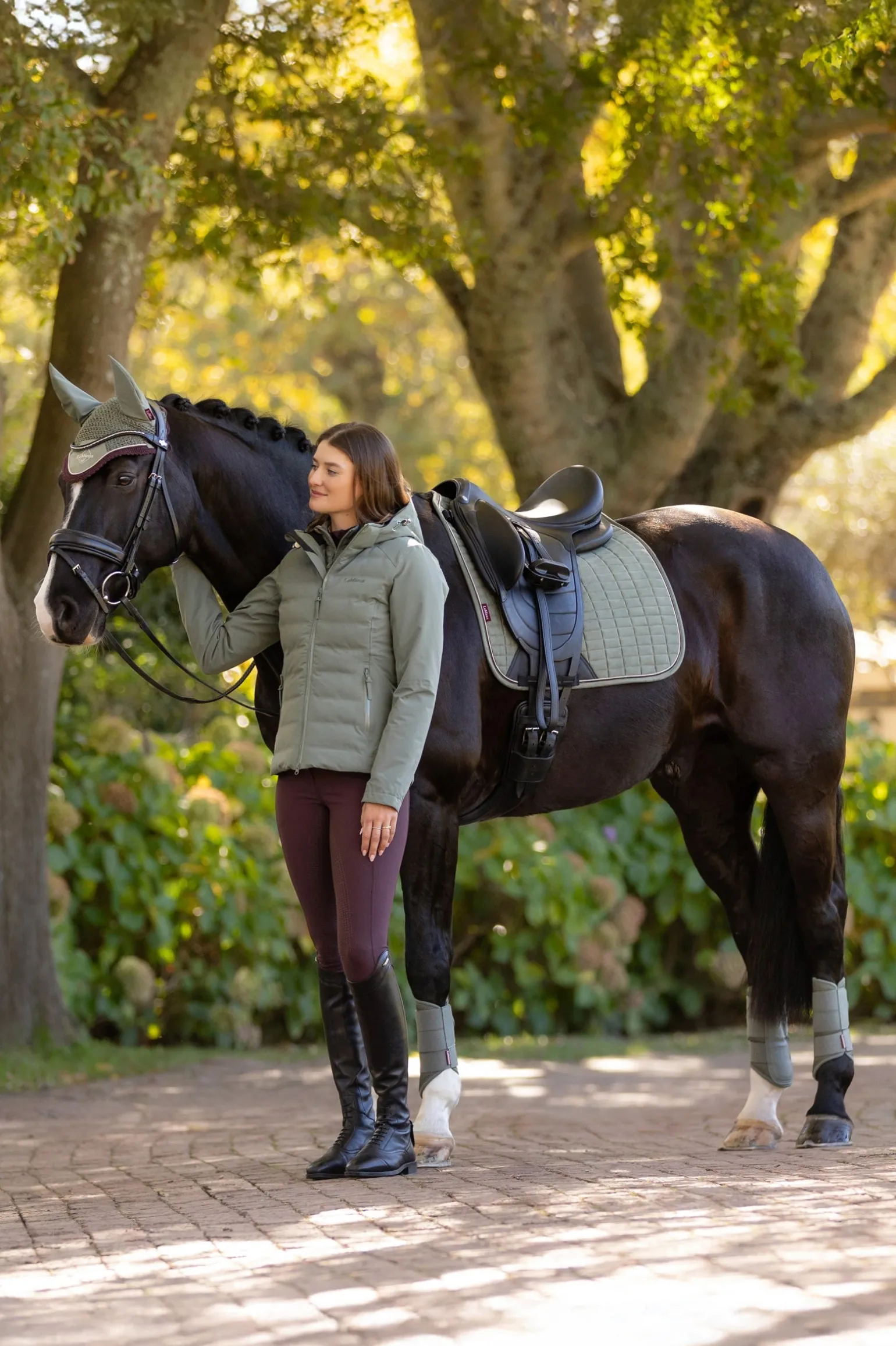 Suede Dressurschabracke