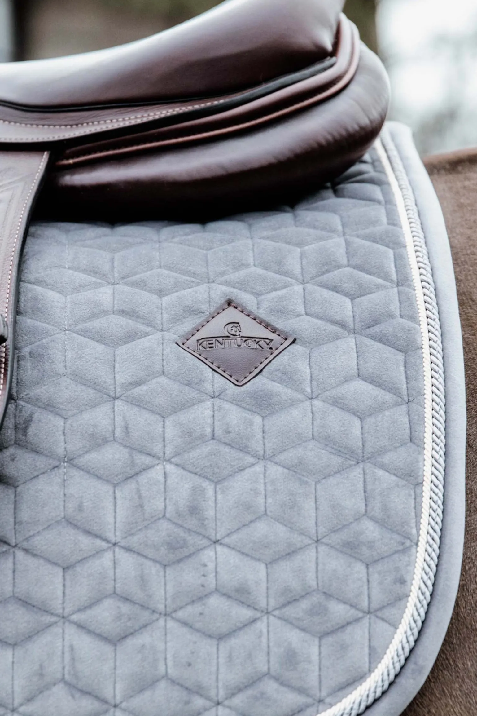 Velvet Basic Springschabracke