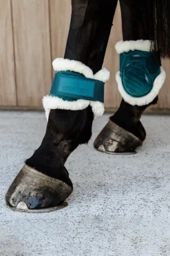 Velvet vegane Lammfell Streichkappen für Jungpferde